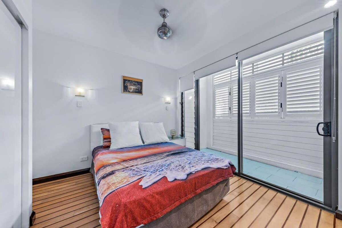 Marina Living With Views And Airlie Beach