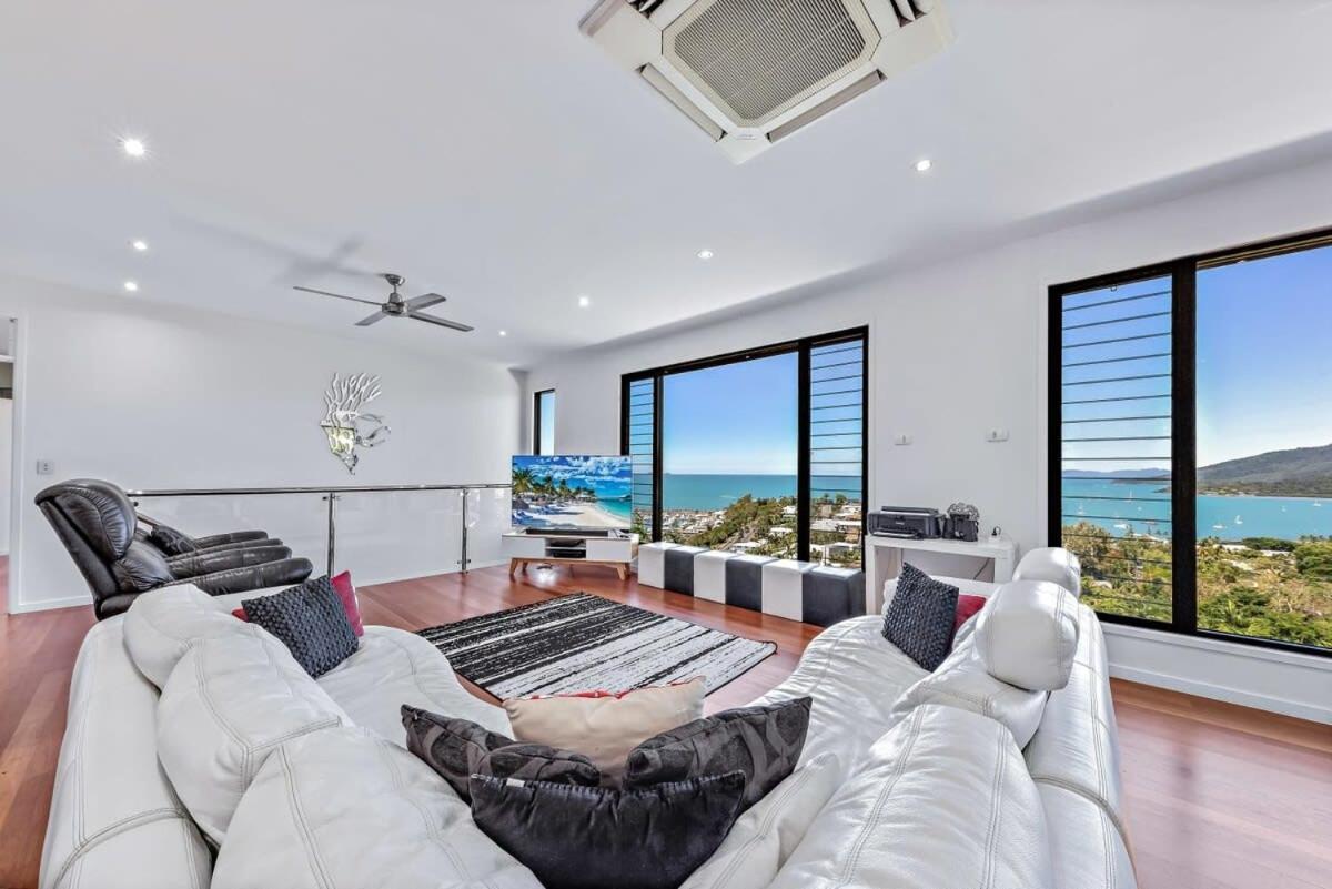 15 Kara - Luxurious With Million Dollar Views Airlie Beach