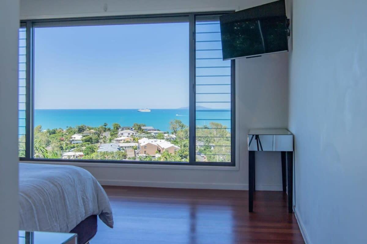 15 Kara - Luxurious With Million Dollar Views Airlie Beach