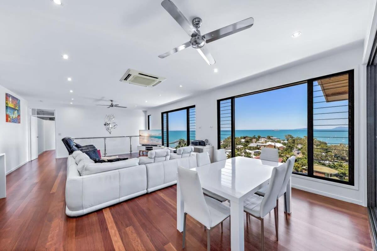 Holiday home 15 Kara - Luxurious With Million Dollar Views Airlie Beach