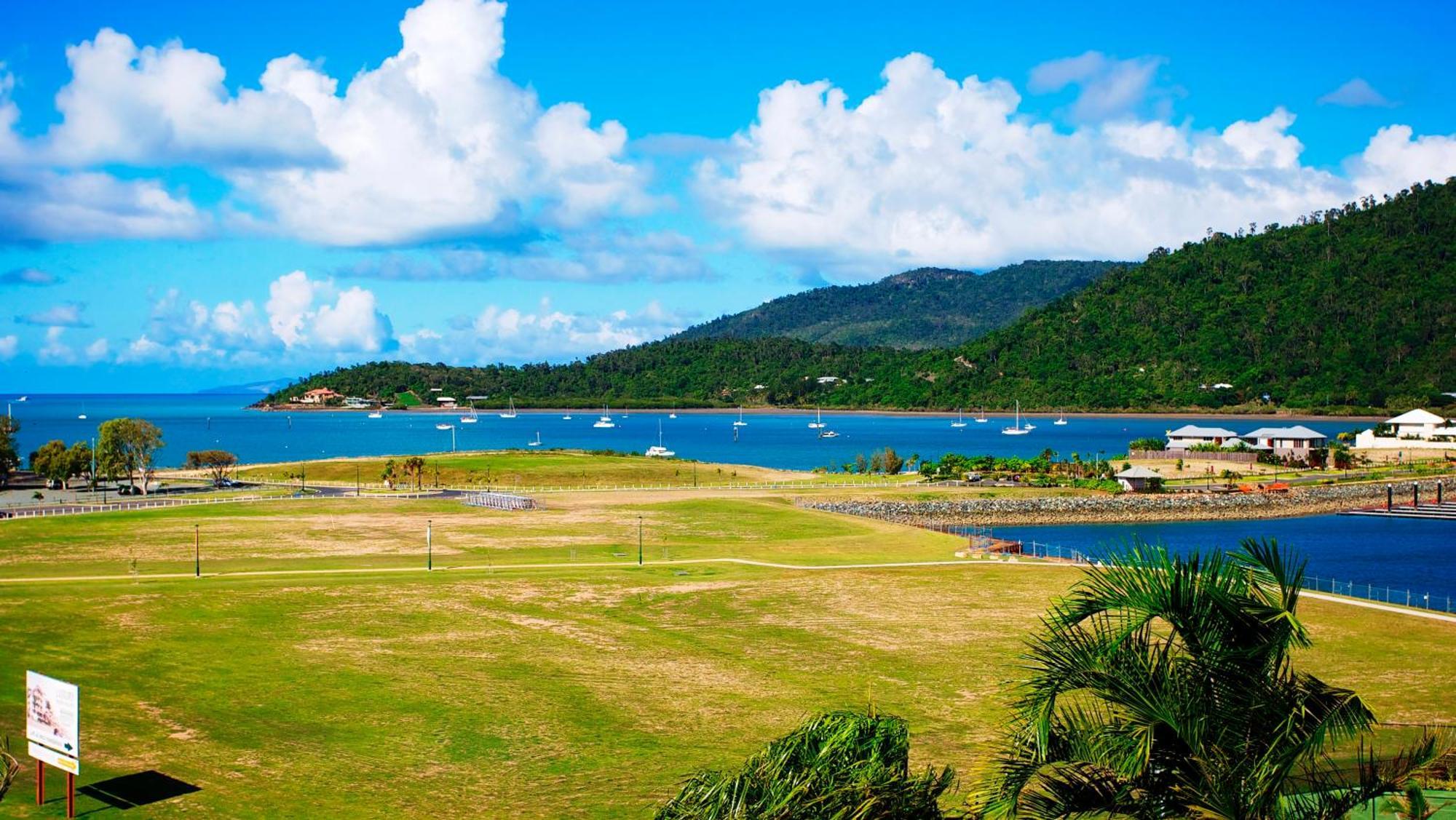 Aparthotel Portside Whitsunday Luxury Airlie Beach