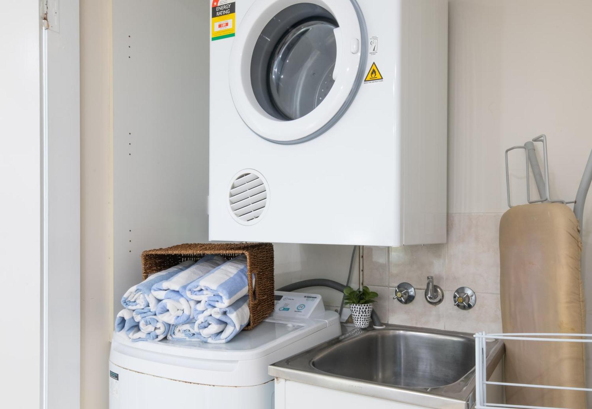 Airlie Horizon Apartment