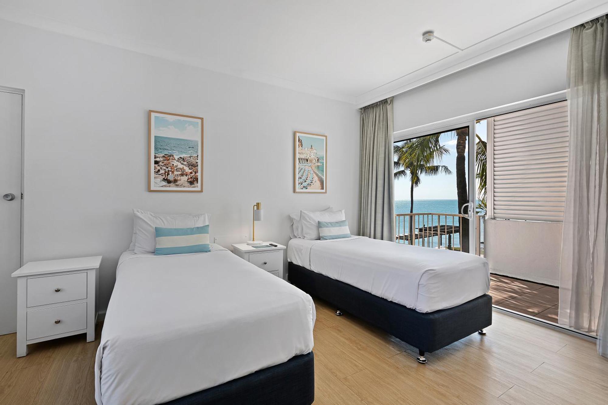 Coral Sea 4* Airlie Beach