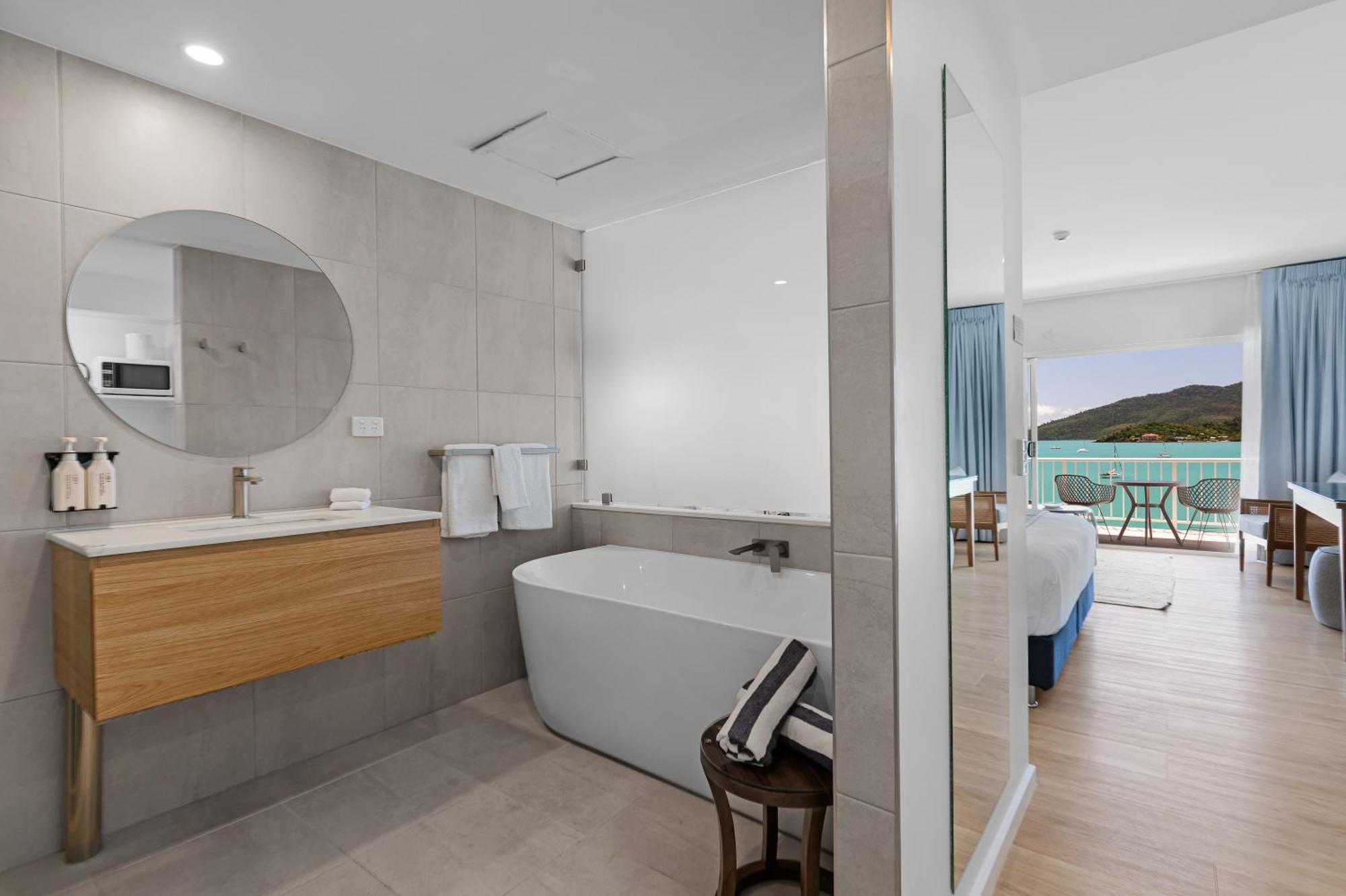 Resort Coral Sea 4*