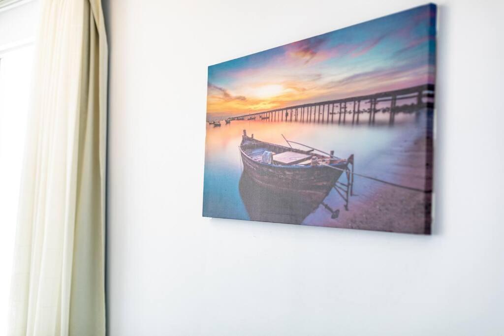 Seaviews At Searene, Spacious, Pool & Free Wifi * Airlie Beach