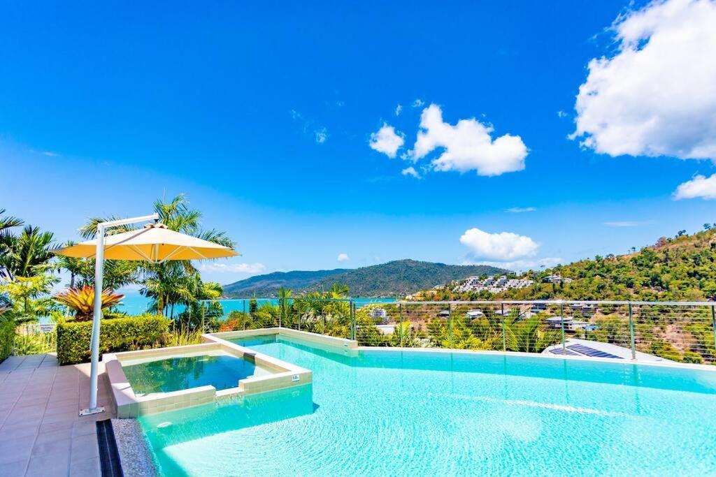 Seaviews At Searene, Spacious, Pool & Free Wifi Apartment