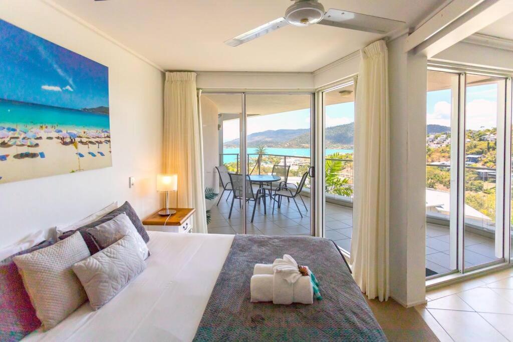 Seaviews At Searene, Spacious, Pool & Free Wifi Apartment Airlie Beach