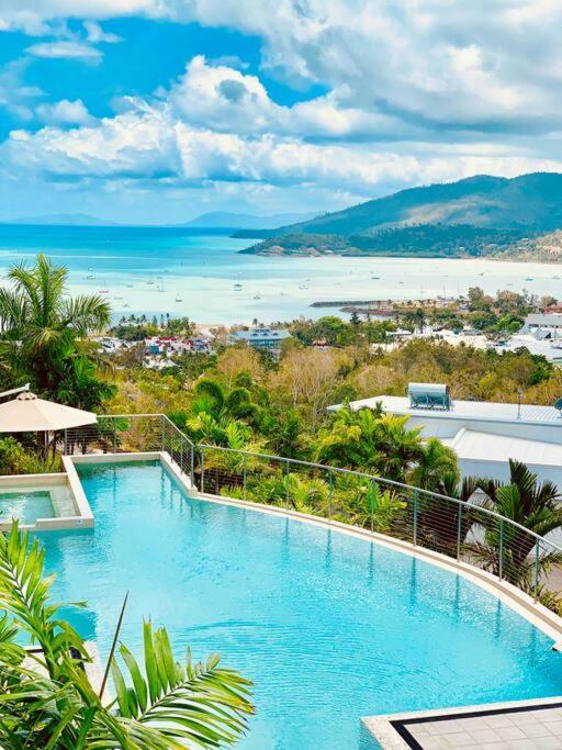 Seaviews At Searene, Spacious, Pool & Free Wifi Apartment Airlie Beach