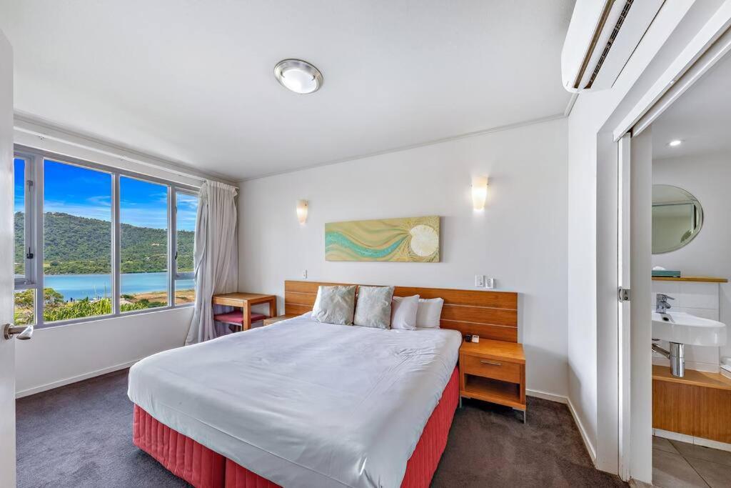 Apartment Sea Whisper On Airlie Airlie Beach