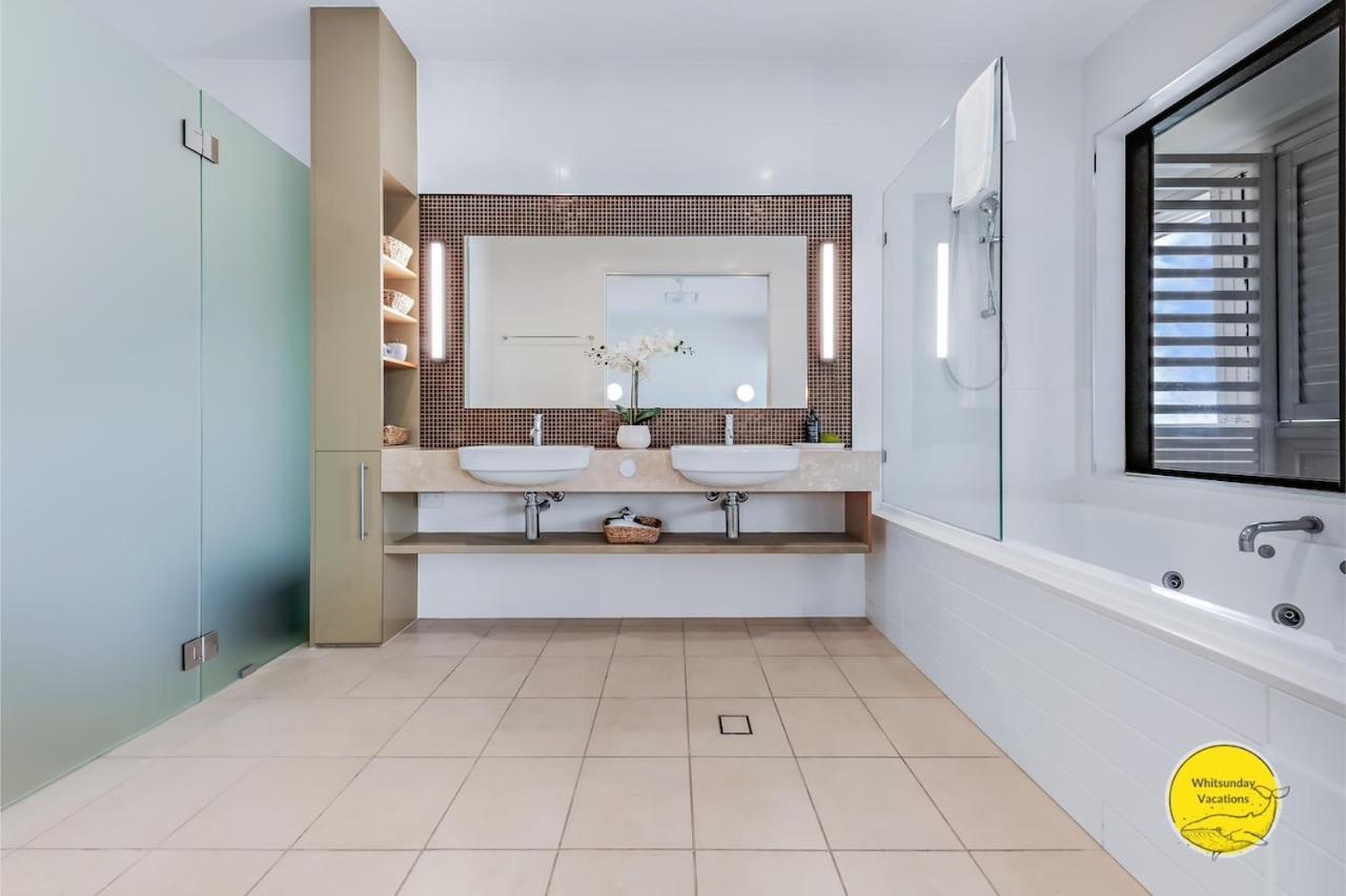 Penthouse Living At The Port Of Airlie Airlie Beach