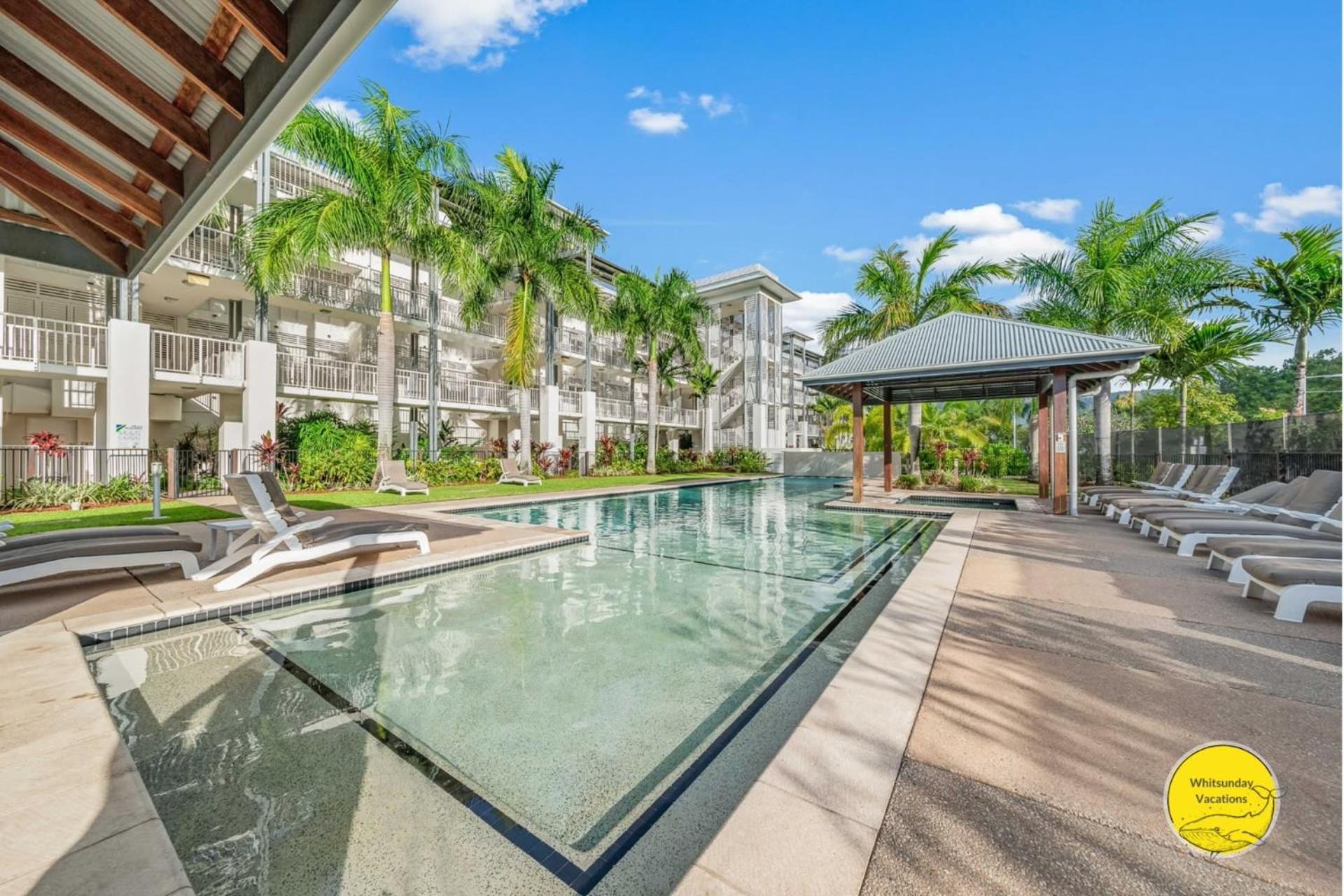 Apartment 2 Bedroom Penthouse At The Boathouse