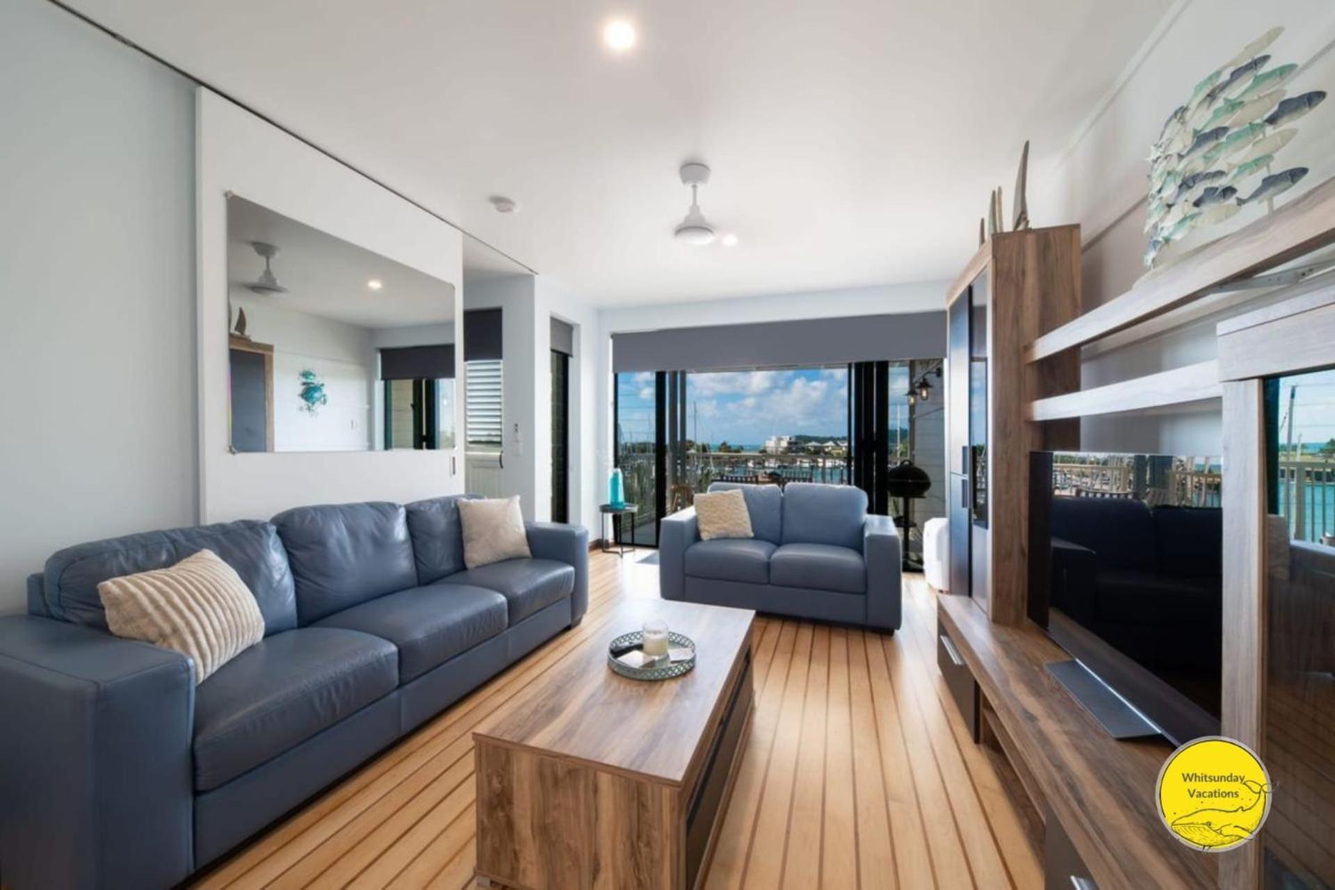 Uninterrupted Marina Viiews At Port Of Airlie Apartment Airlie Beach