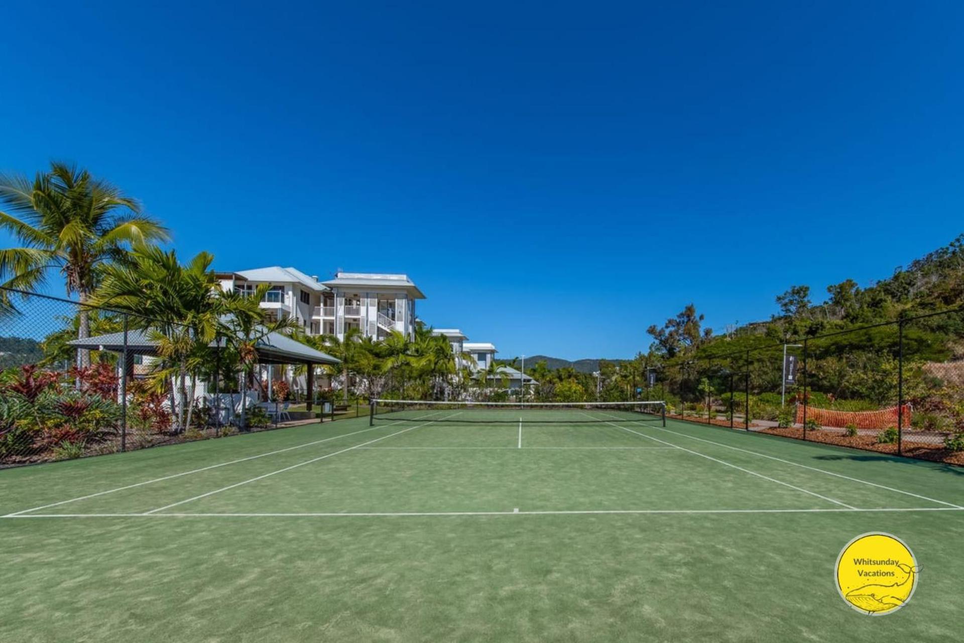 Apartment Uninterrupted Marina Viiews At Port Of Airlie *