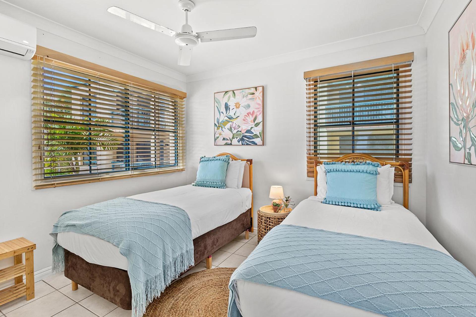 Aquarelle * Airlie Beach