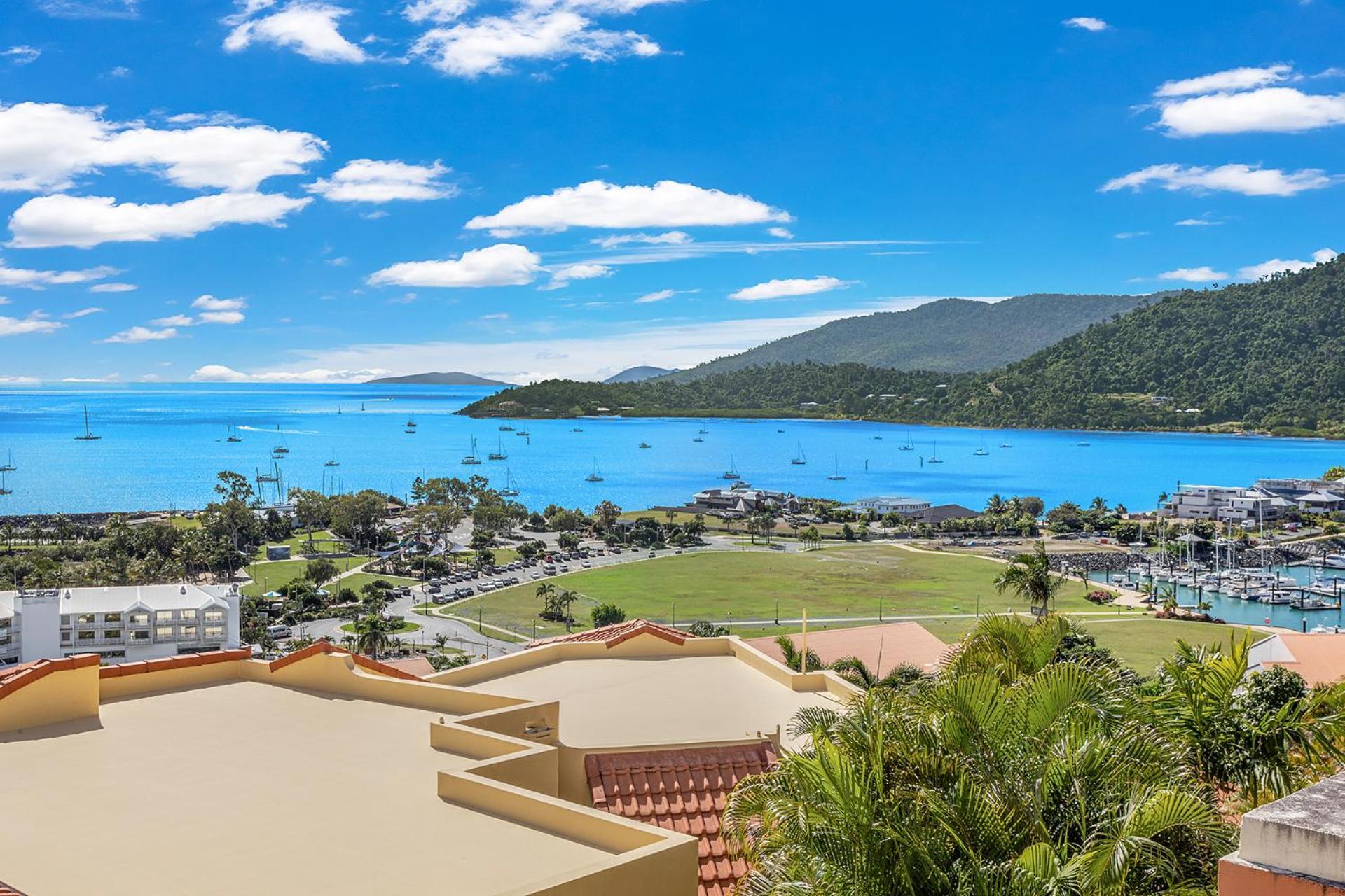 Apartment Aquarelle Airlie Beach