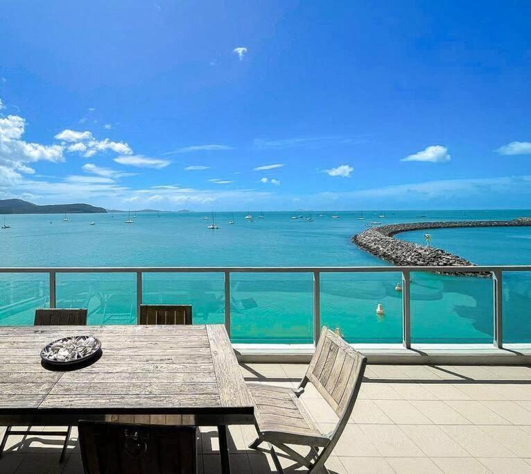 Peninsula Airlie Aparthotel Airlie Beach