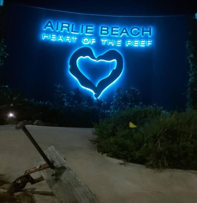 Belle Vue 12b Searene Beautiful View 2br Apartment Airlie Beach