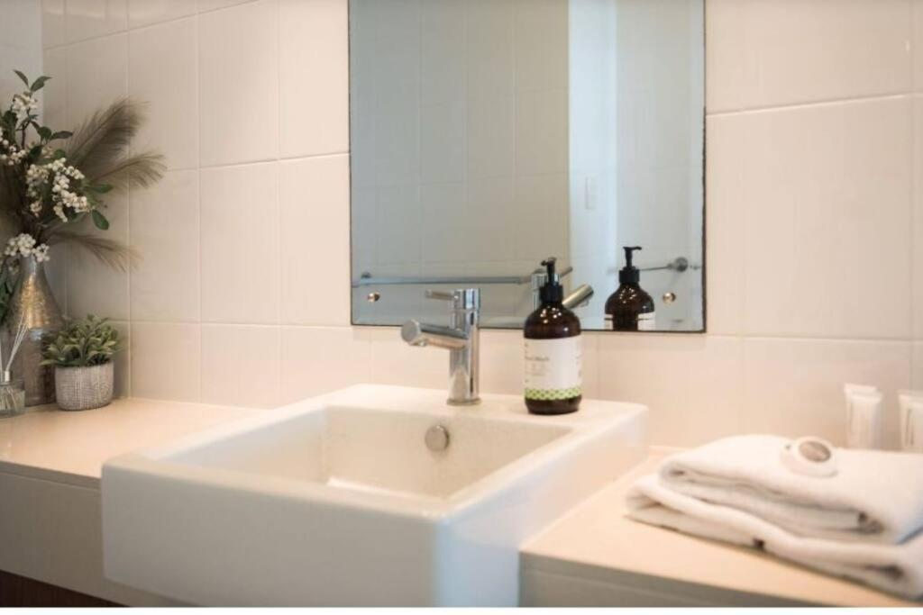 Belle Vue 12b Searene Beautiful View 2br Apartment