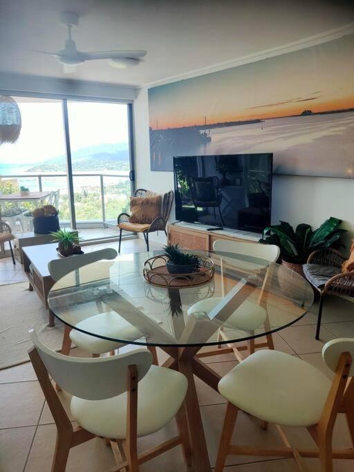 Belle Vue 12b Searene Beautiful View 2br Apartment