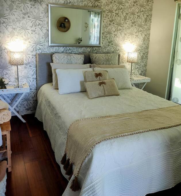 Belle Vue 12b Searene Beautiful View 2br Apartment