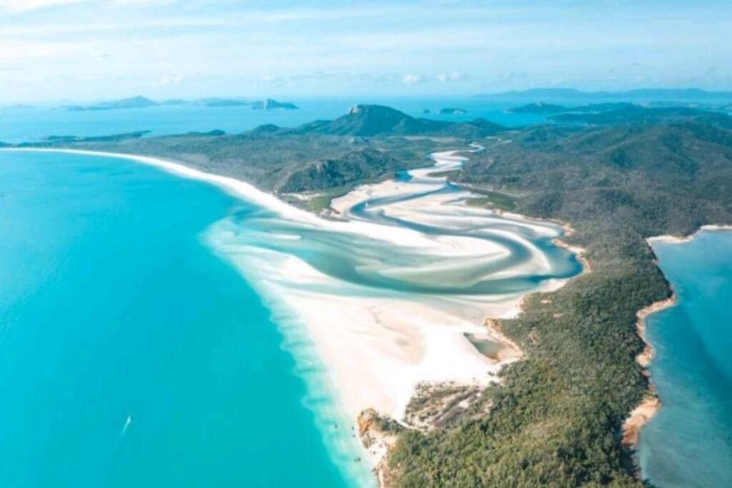 Belle Vue 12b Searene Beautiful View 2br Airlie Beach
