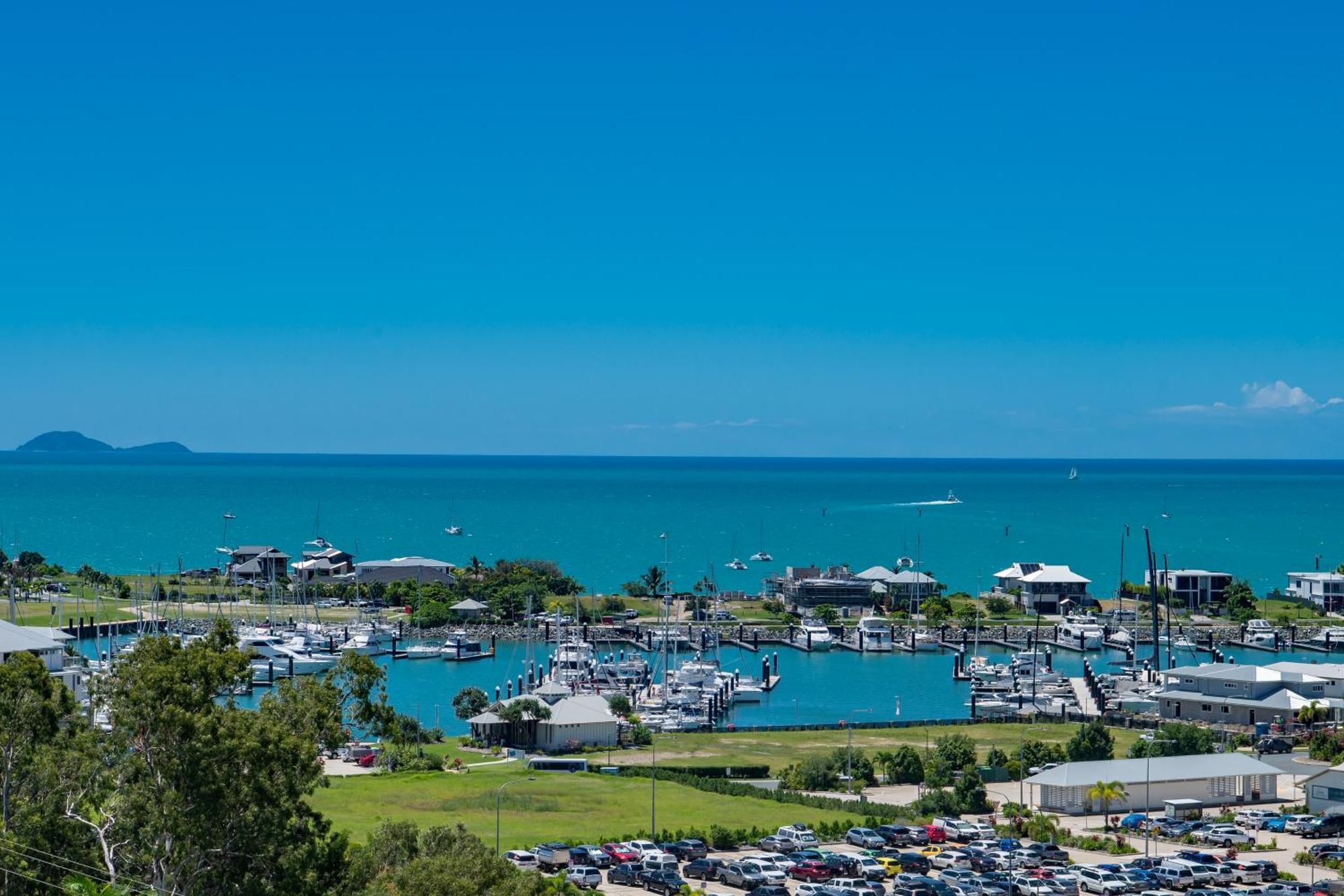 Harbour View King With 1511 Apartamento Airlie Beach