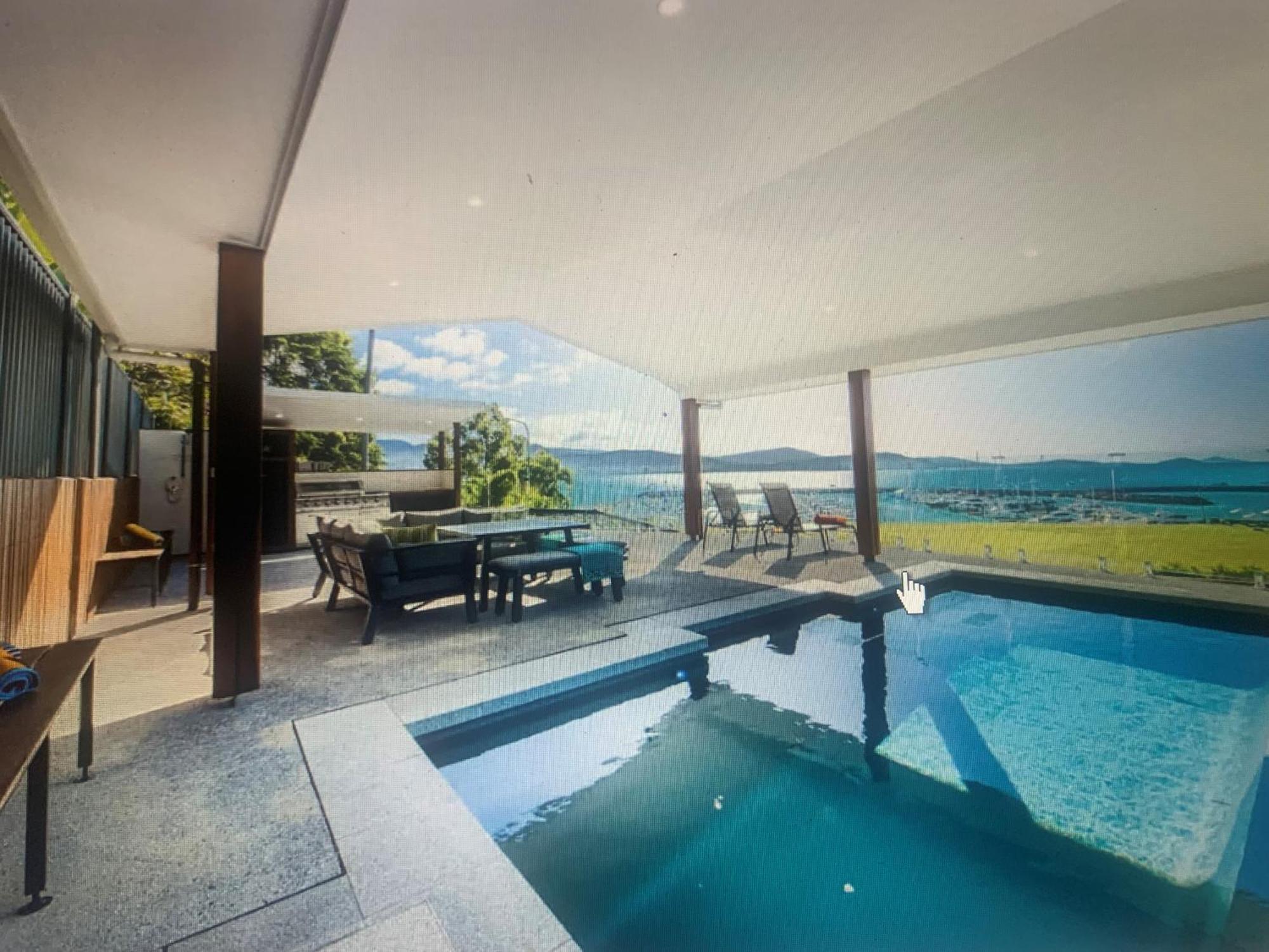 Holiday home One Airlie - Beyond Comparison