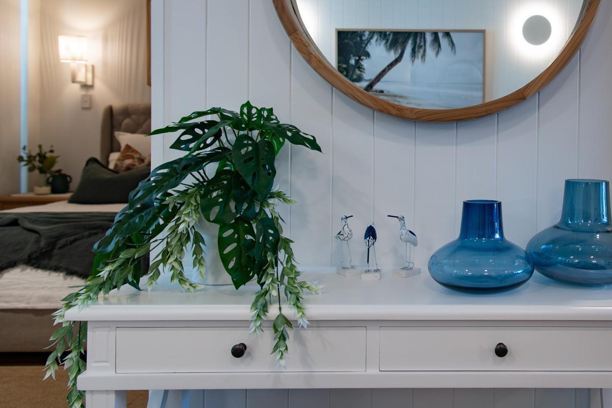 Apartment Airlie Breezes At The Boathouse *