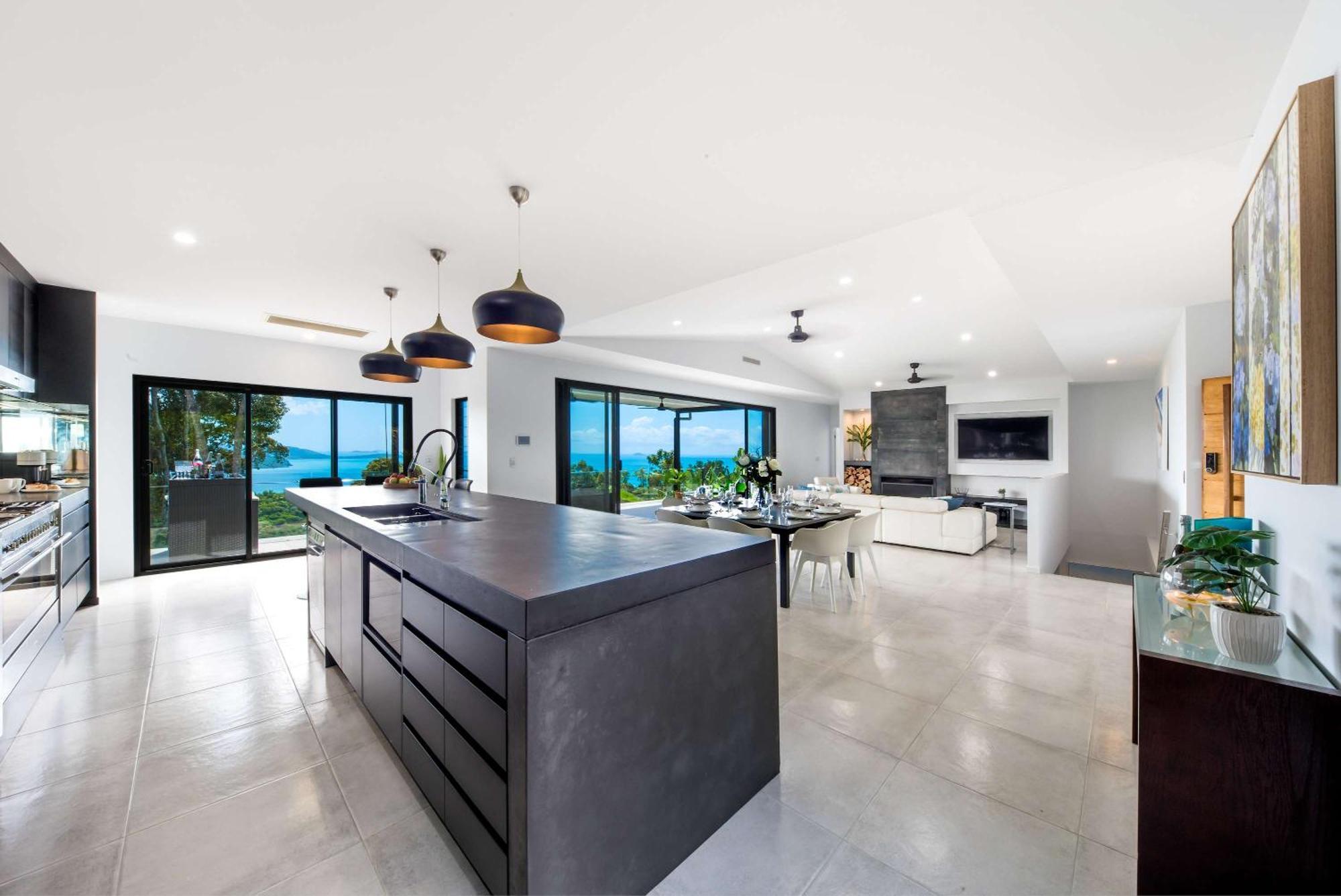 'nine Islands' Airlie Luxury With Ocean Views Holiday home