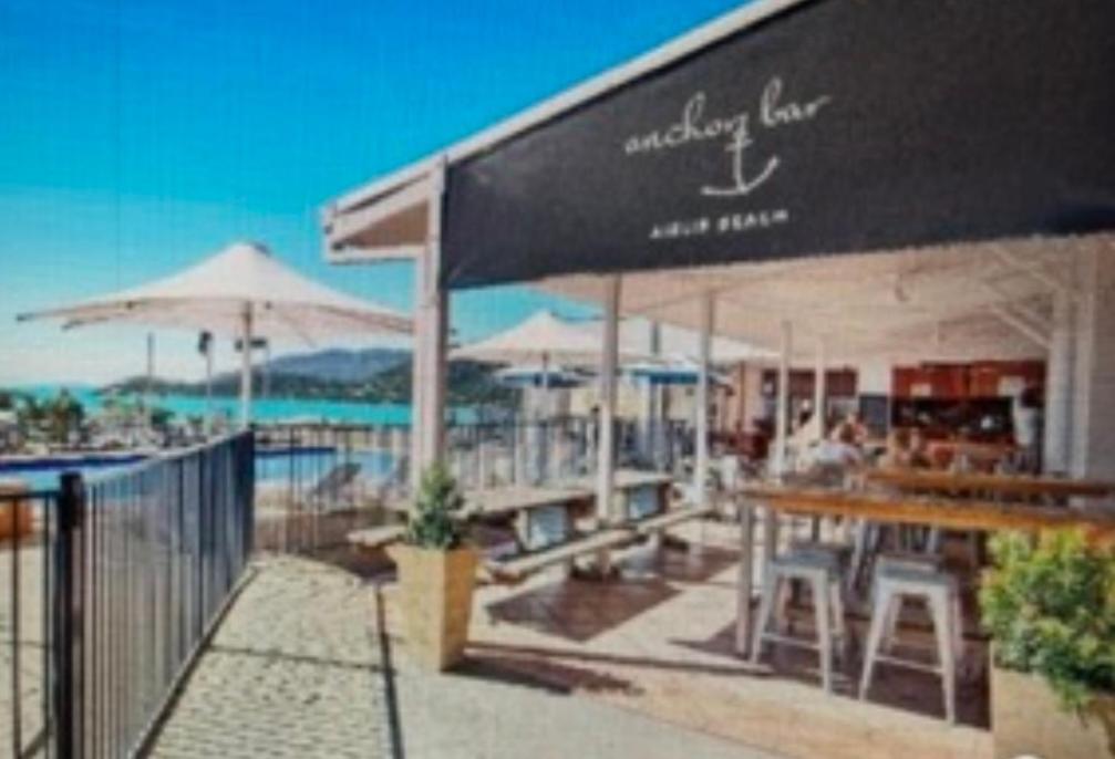 Ocean View Pools And Wifi Airlie Beach