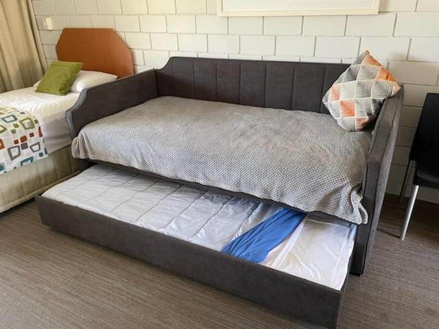 Whitehaven Beachfront Units Airlie Beach