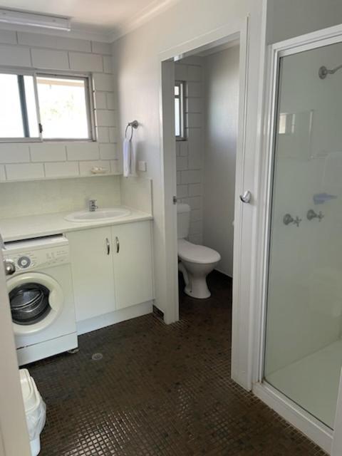 Whitehaven Beachfront Units Apartment