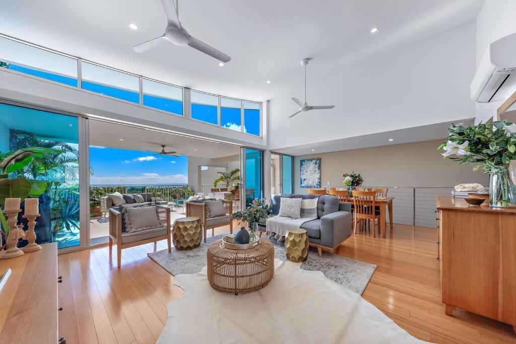 Large, Luxurious Townhouse Stunning Oceanviews Apartment *