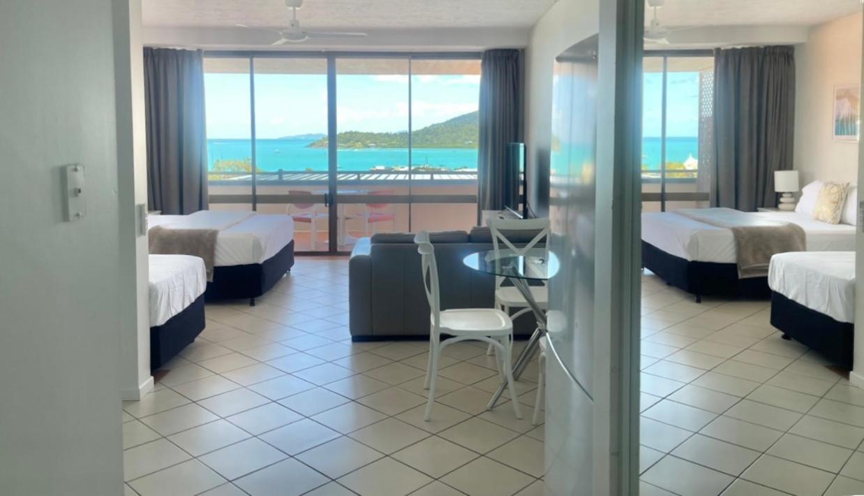Ocean View Pools And Wifi * Airlie Beach