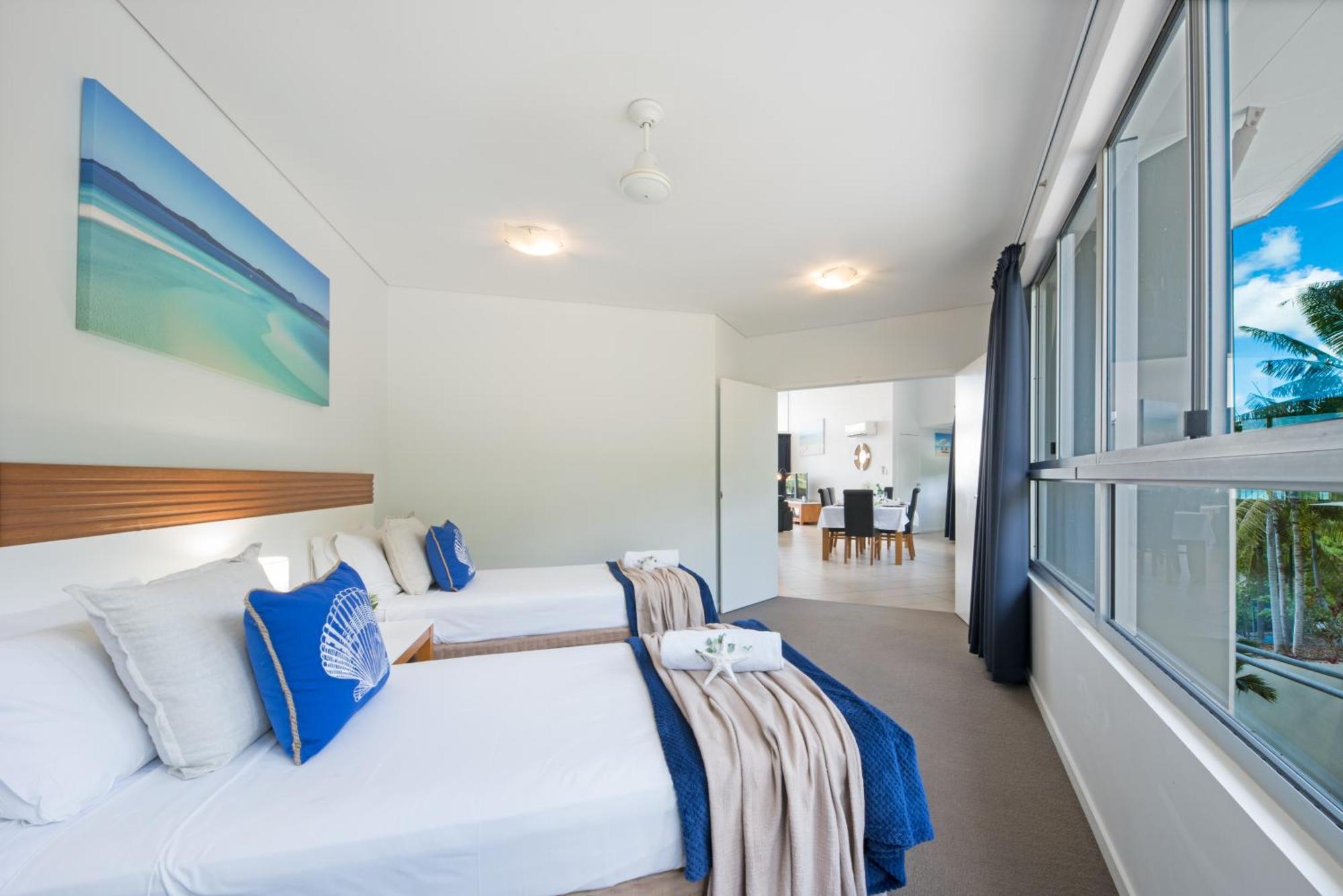 Sea Forever On Azure Seas - Airlie *