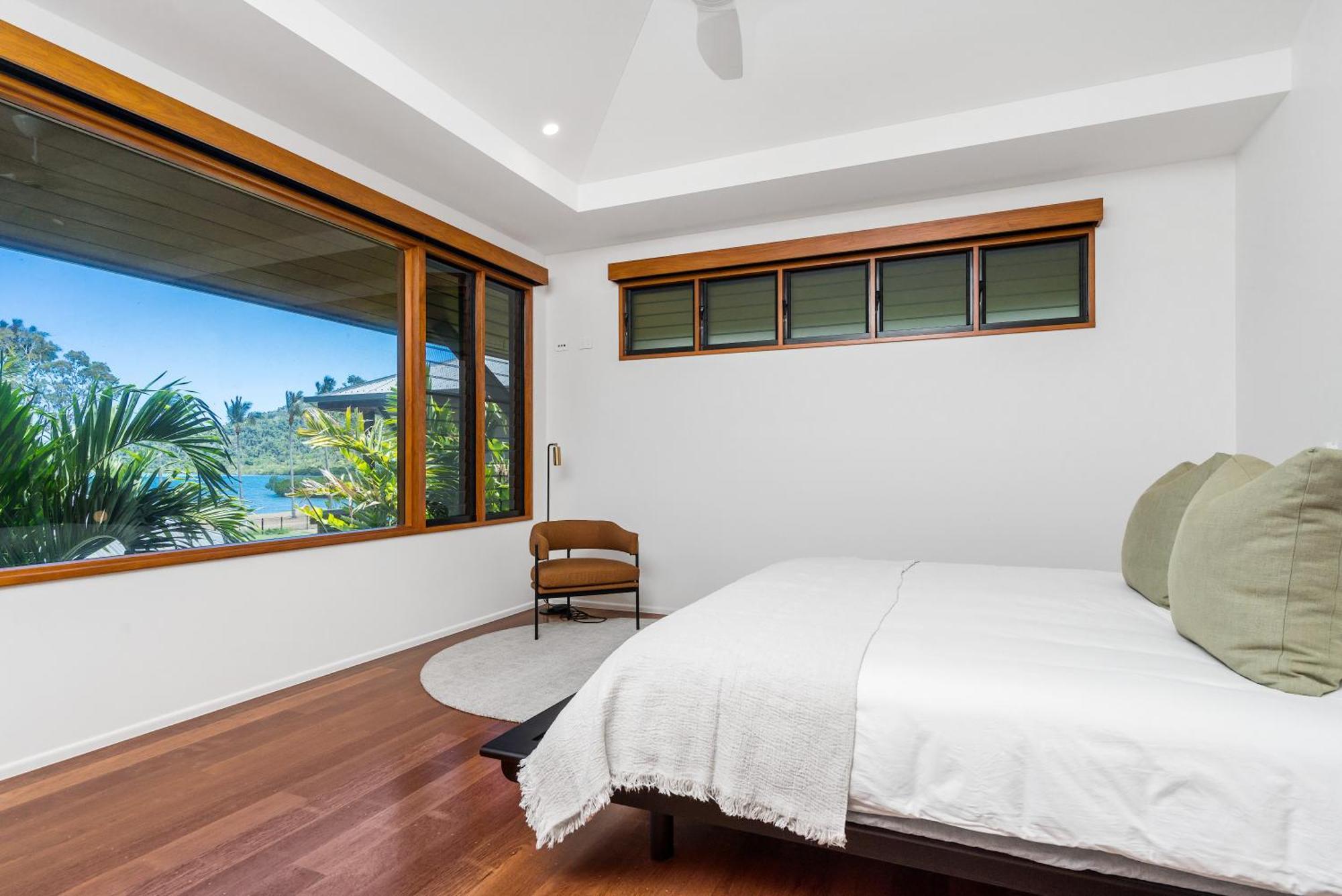 Yangaro Airlie Beach
