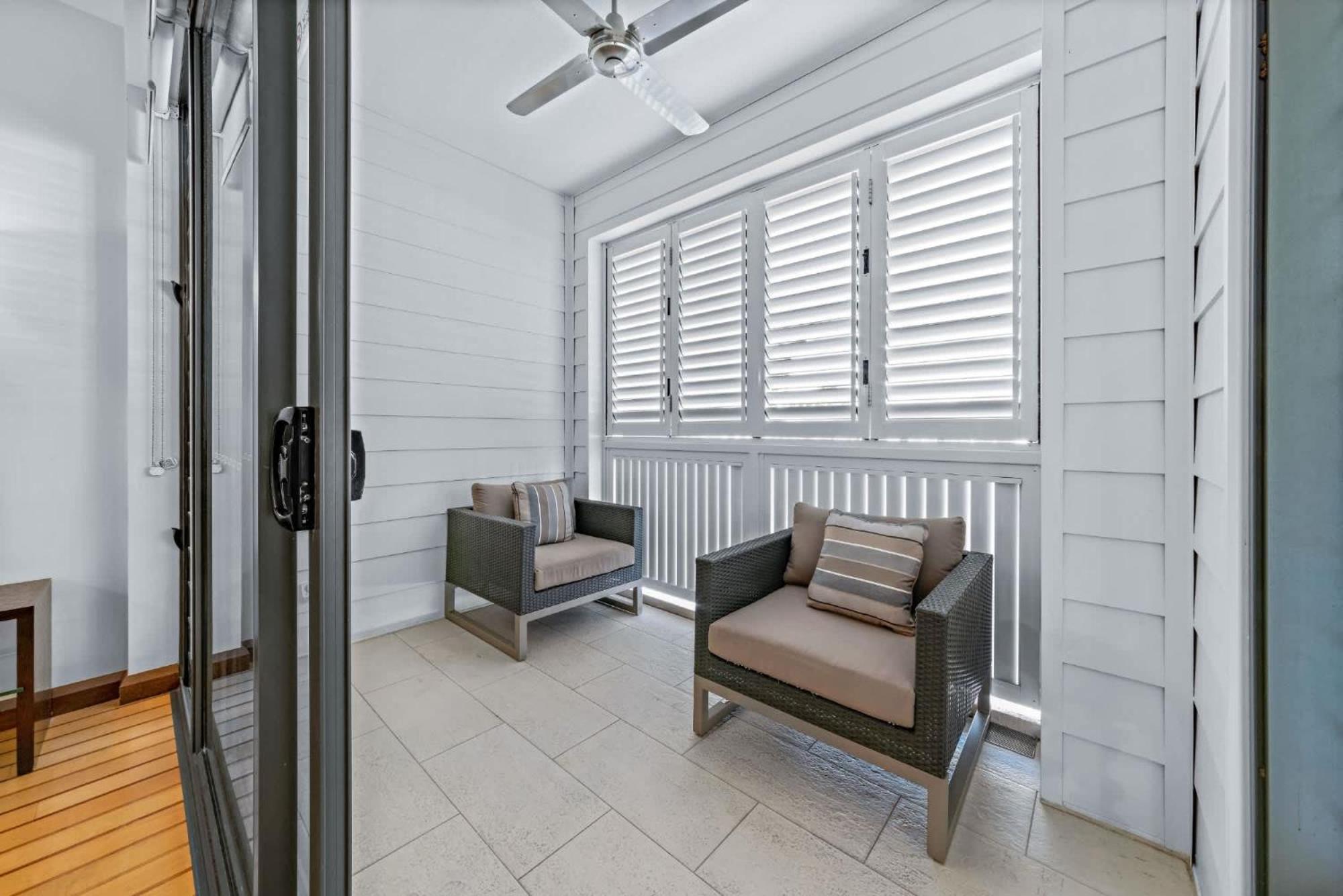 Apartment Marina Waterfront Living At Port Of Airlie Airlie Beach