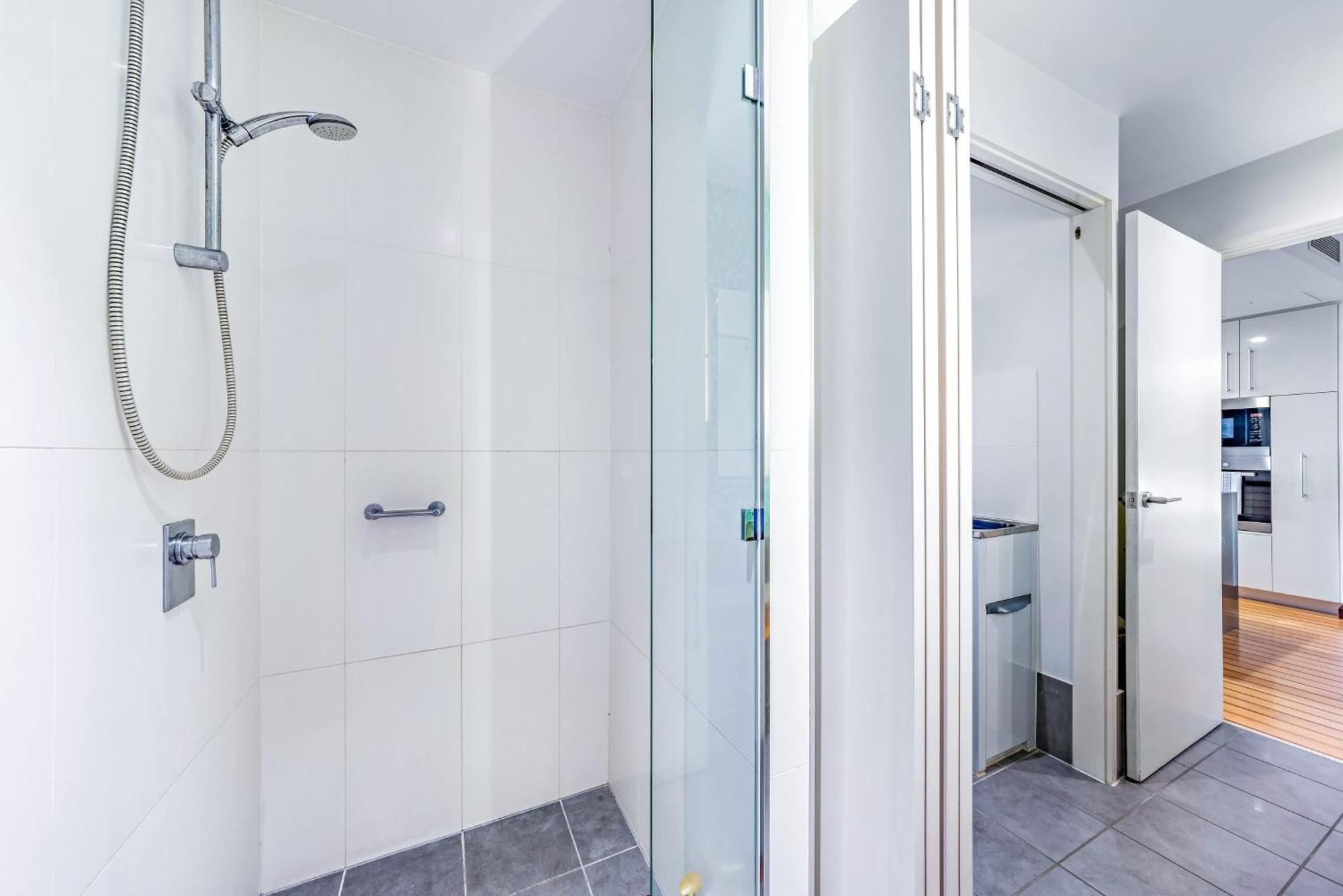 Marina Waterfront Living At Port Of Airlie * Airlie Beach