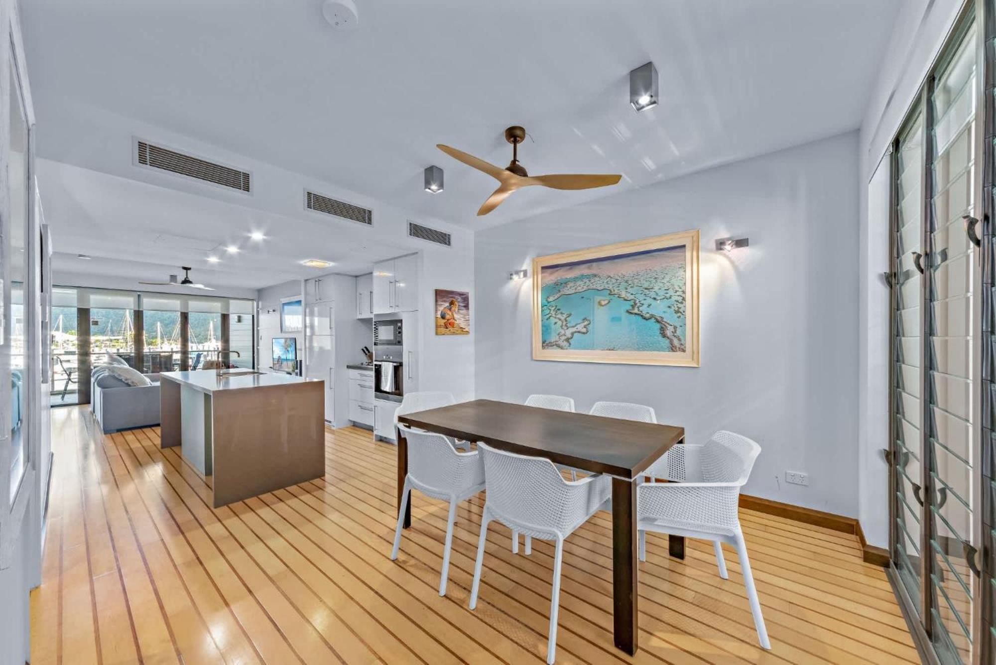 Marina Waterfront Living At Port Of Airlie Apartment Airlie Beach