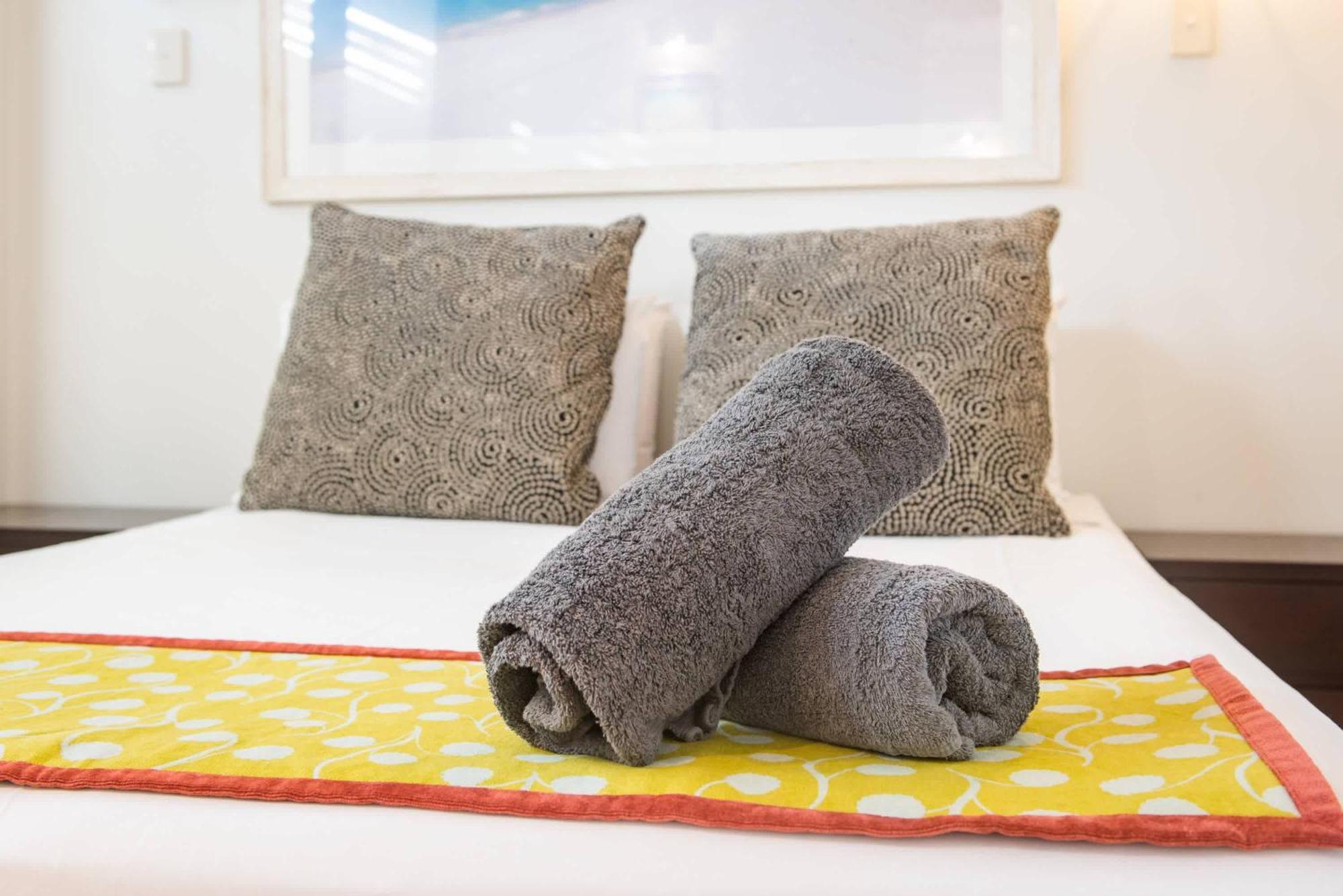 Marina Waterfront Living At Port Of Airlie Apartment Airlie Beach