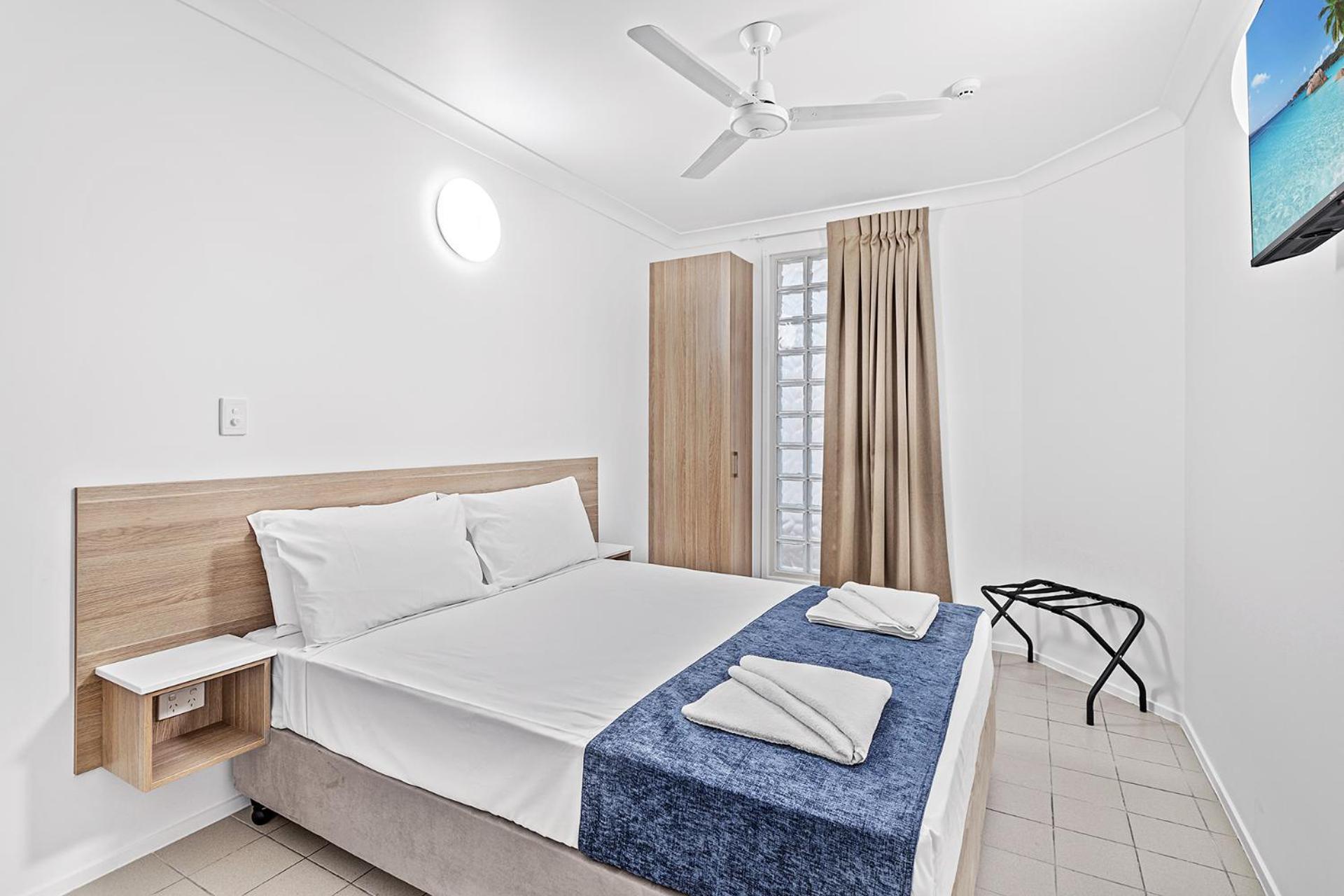 Plaza Airlie Beach