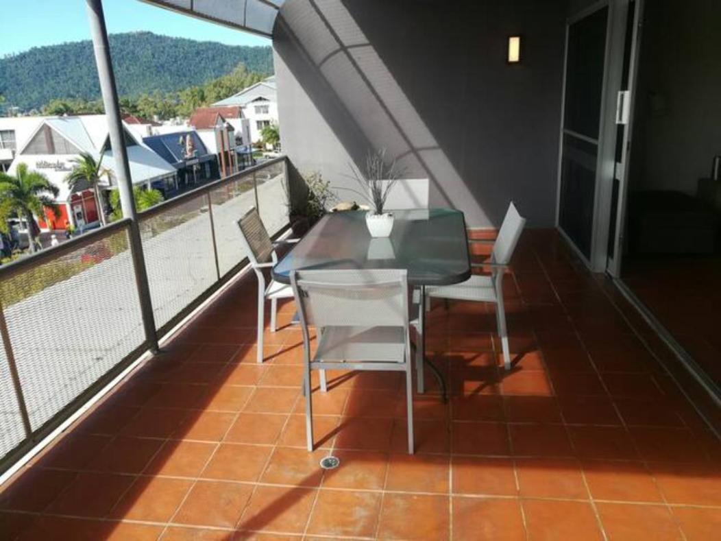Apartment Main Street-ailrie