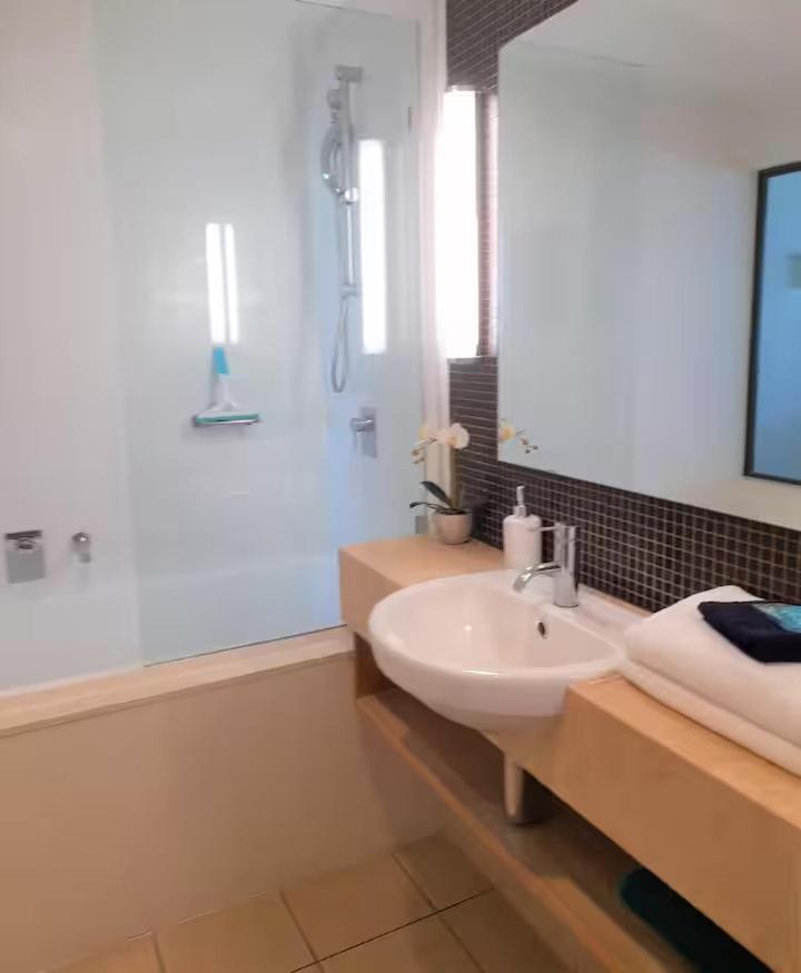 Apartment Aqua View Boathouse Airlie