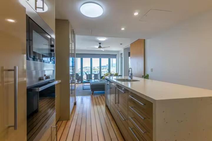 Apartment Aqua View Boathouse Airlie *