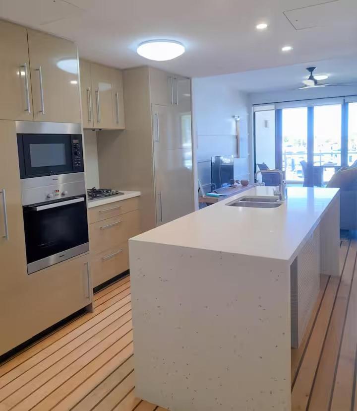 Apartment Aqua View Boathouse Airlie *