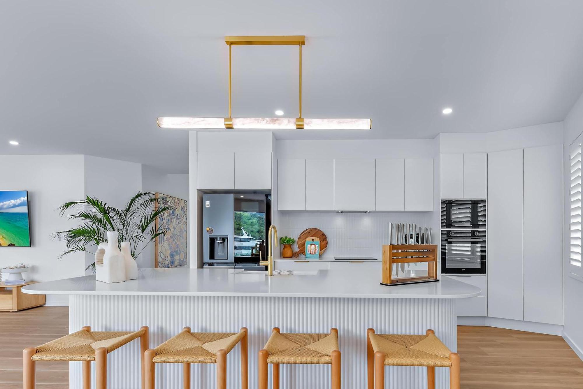 Whitsunday Waterfront Luxury At 19 The Cove *