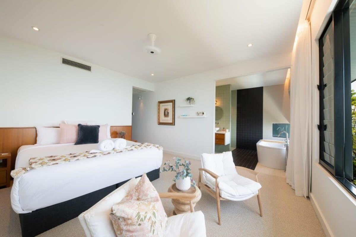 Holiday home 'whitsunday Blue' Luxury With Ocean Views Airlie Beach