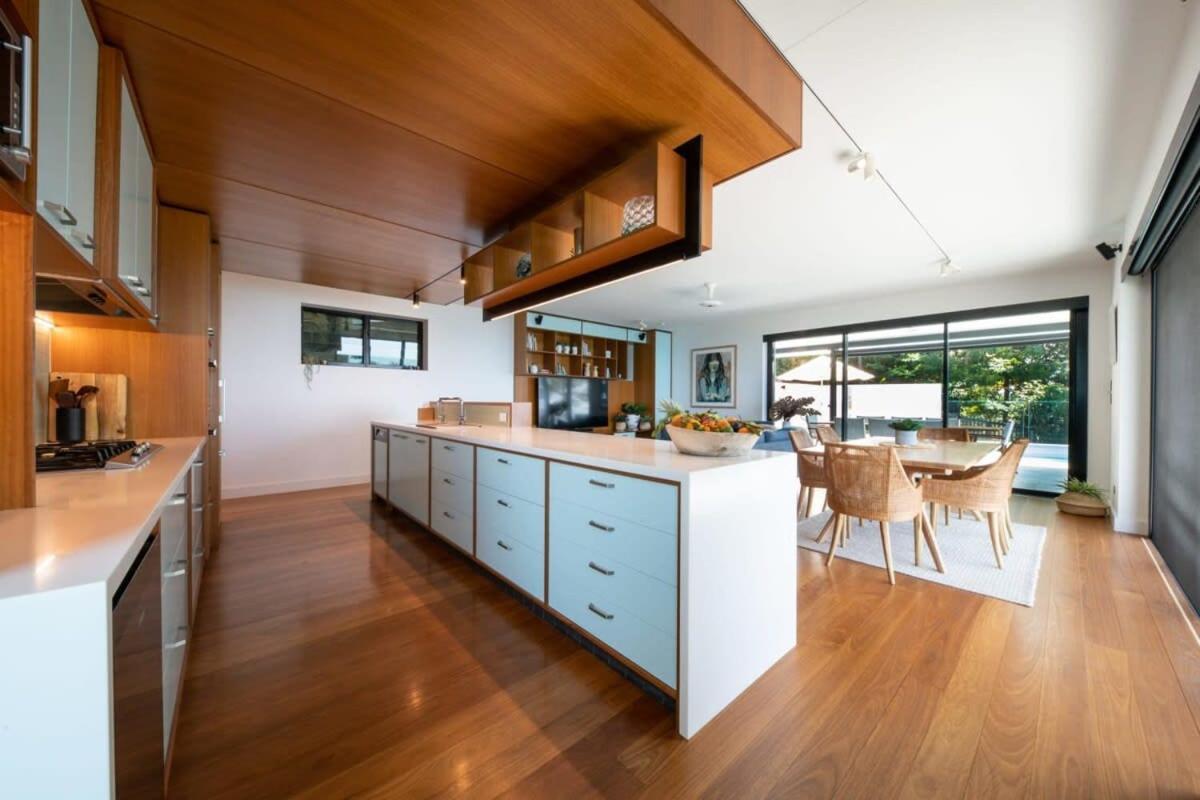 'whitsunday Blue' Luxury With Ocean Views