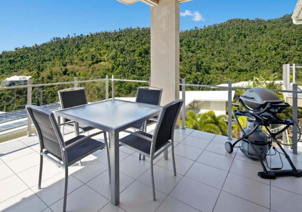 52 Airlie Beauty At The Summit Apartment *