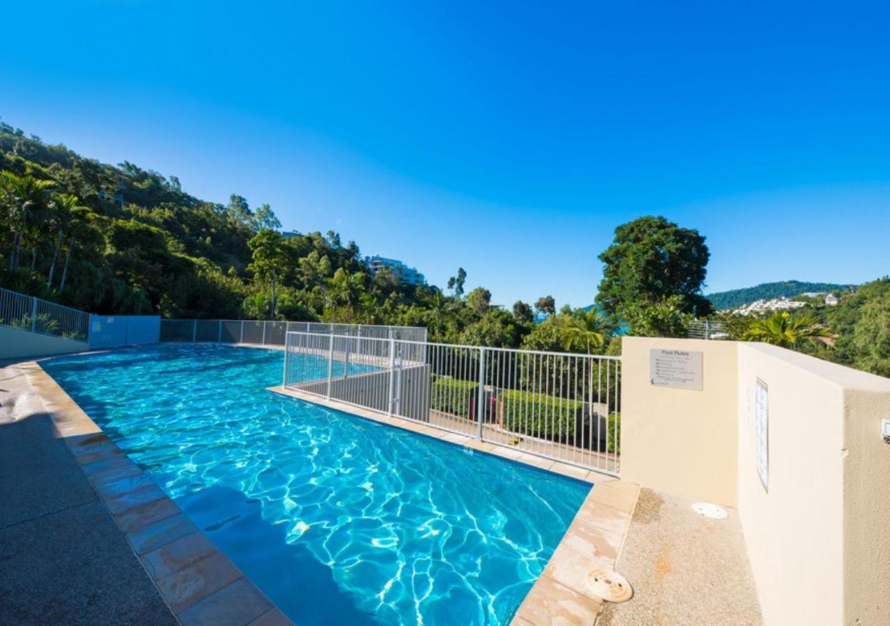 52 Airlie Beauty At The Summit * Airlie Beach